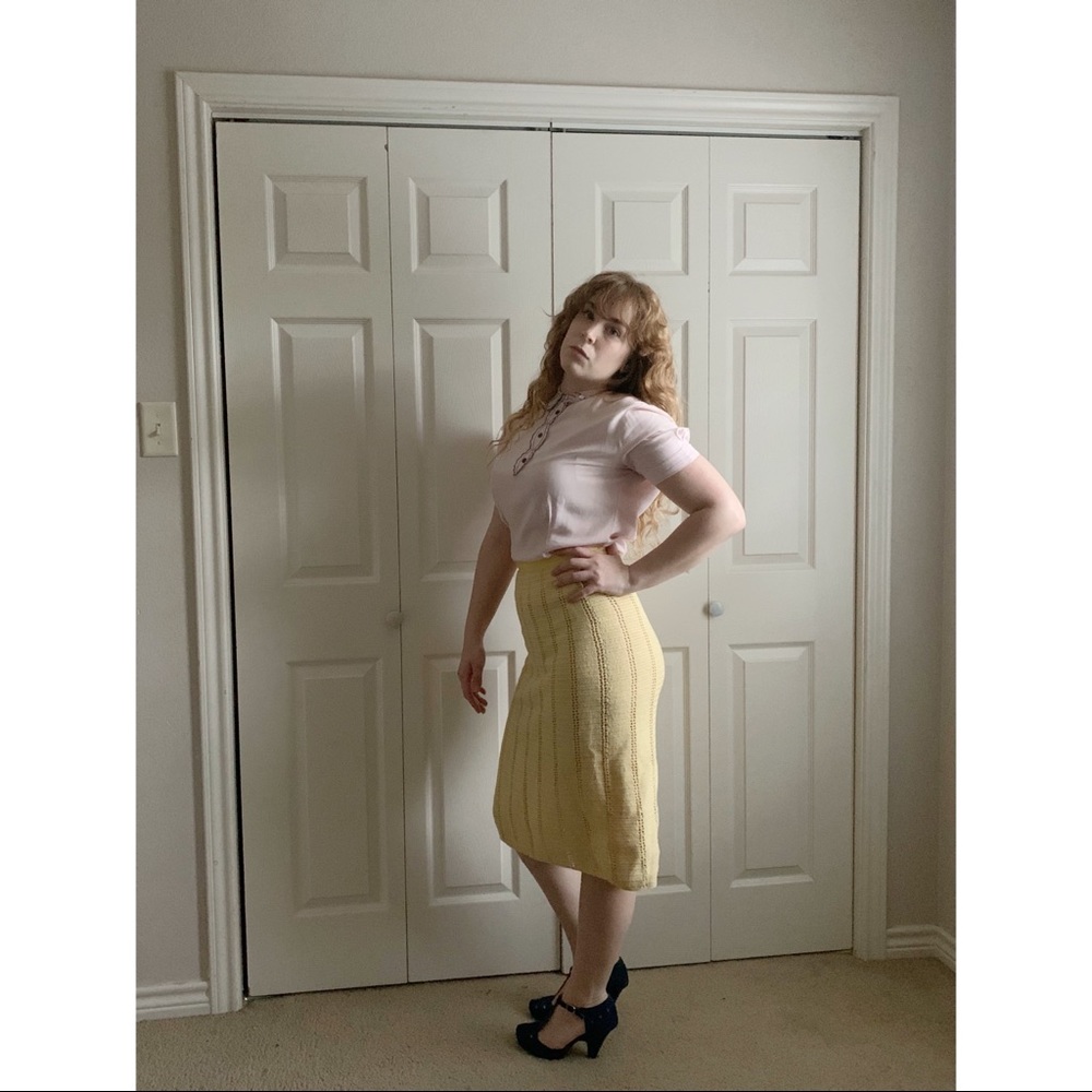 True vintage 1930s yellow crochet midi skirt